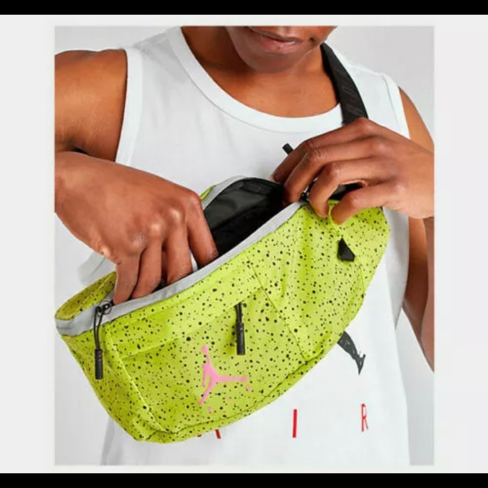 Nike Jordan Neon Fanny Pack - NEW - Picture 4 of 5
